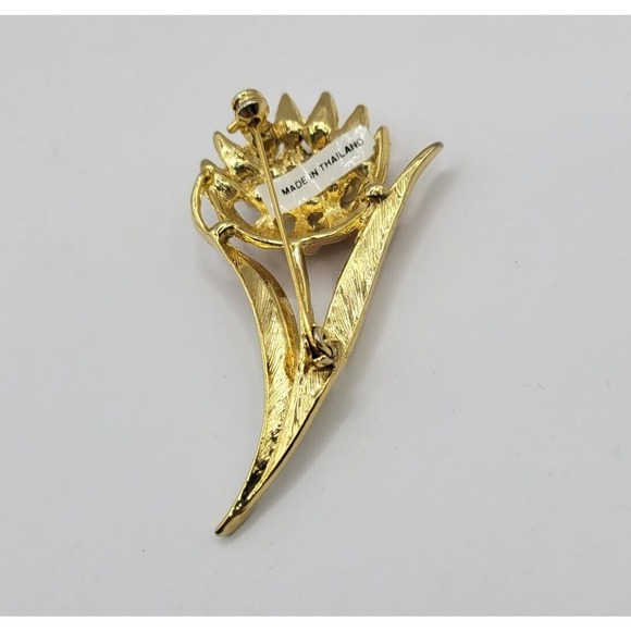 Vintage Pink Green Enamel Faux Pearl Gold Tone Flower Stem Brooch Pin - Picture 2 of 4